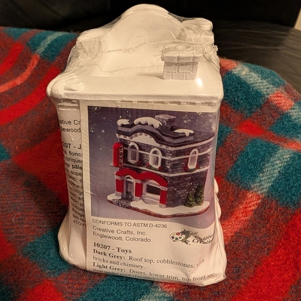 California Creations TOY STORE #10207 Ready To Paint 4" Holiday Christmas Villag